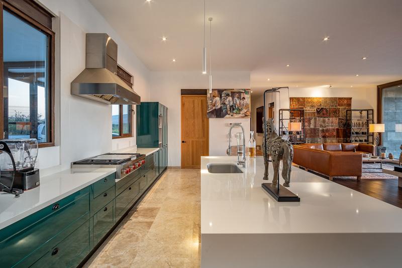 Villa Colina Image