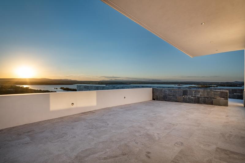 Villa Colina Image