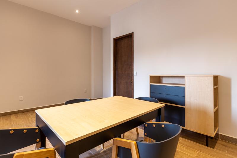Terrace & Pied-á-terre Image