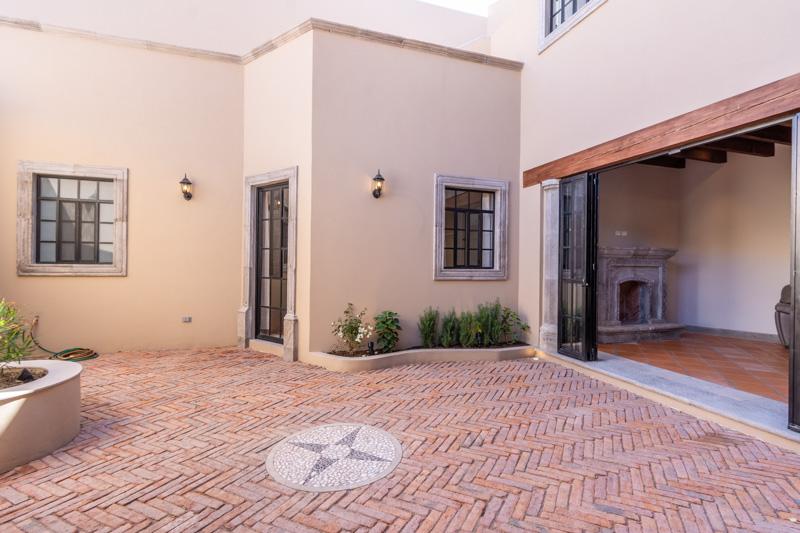 Villa Toledo Image