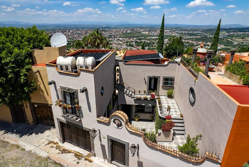 Casa Balcones Image