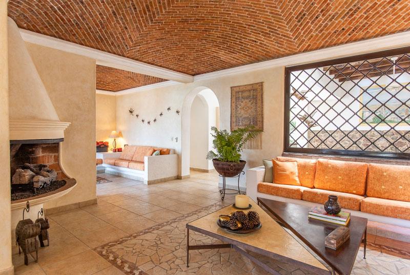 Casa Balcones Image
