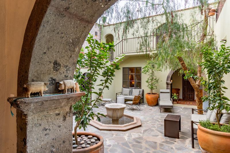 Casa Diez Image
