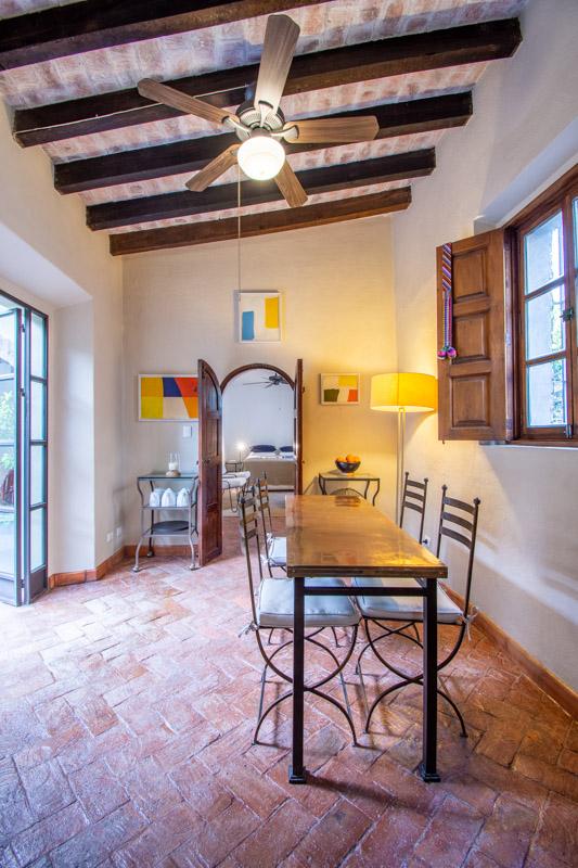 Casa Diez Image