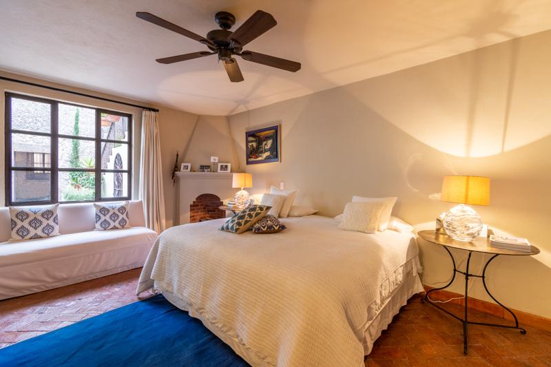 Casa Diez Image
