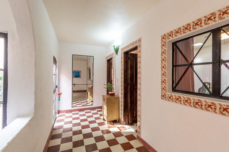 Casa Violeta Image