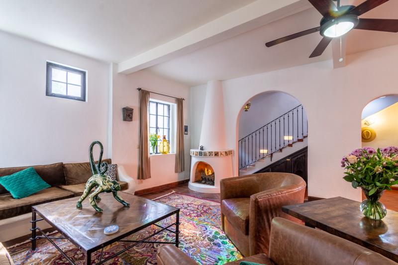Casa Violeta Image