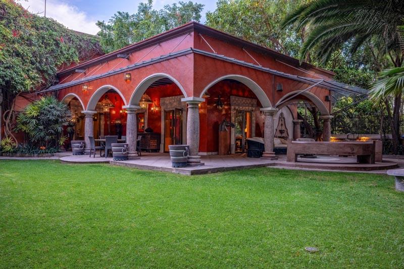 Casa Esquina Parque Image