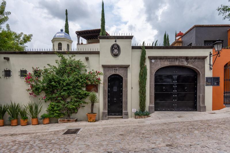 Casa Pacifica Image
