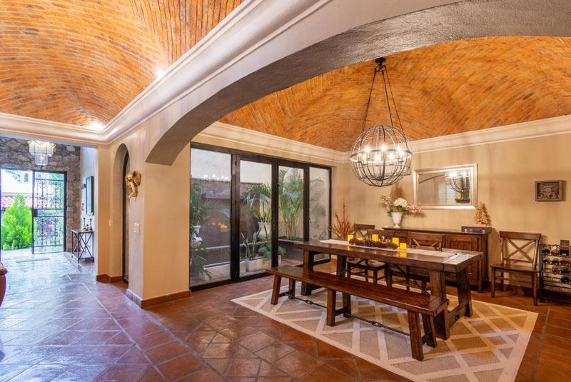 Casa Pacifica Image
