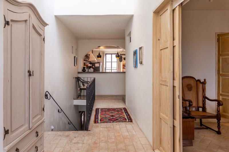 Casa Luna y Conejo Image