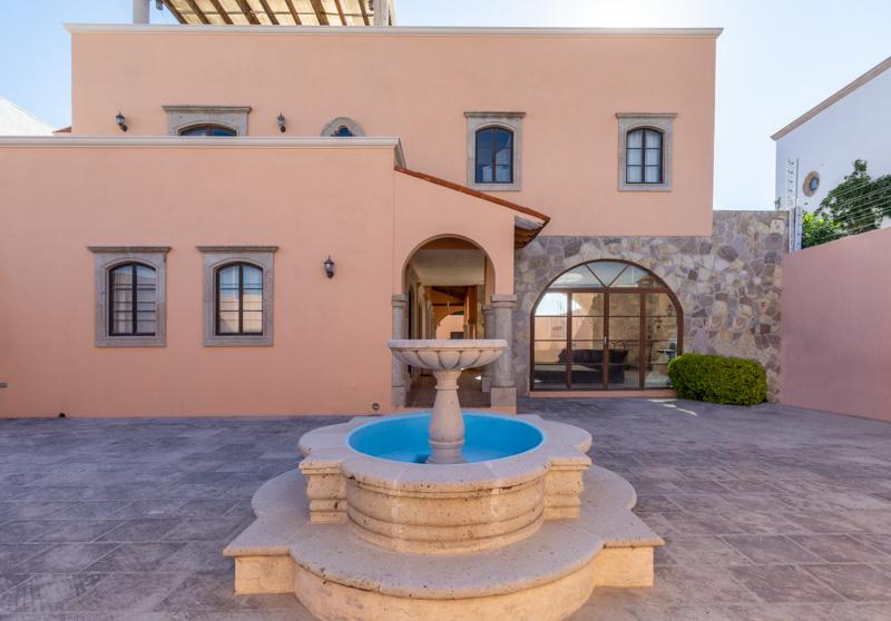 Casa Linda Lavanda Image
