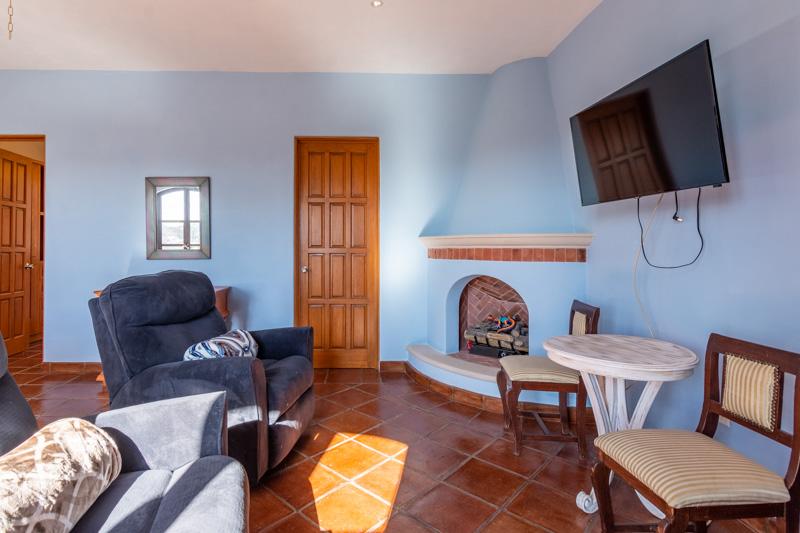 Casa Linda Lavanda Image