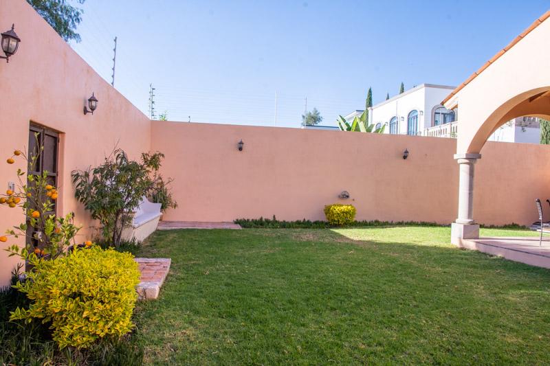 Casa Linda Lavanda Image