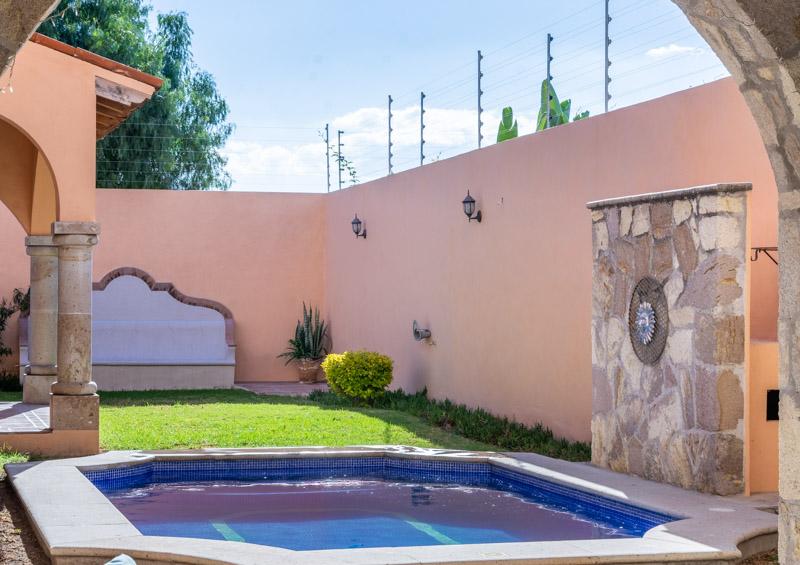 Casa Linda Lavanda Image