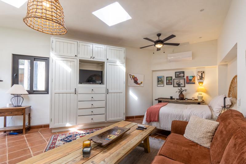 Single Level Charming Retreat Image