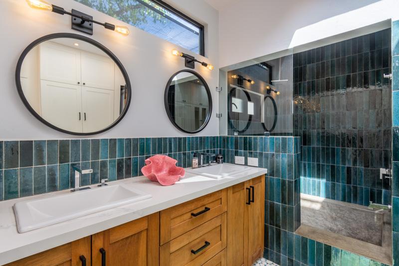 Single Level Charming Retreat Image