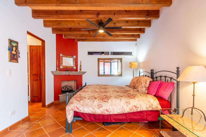 Casa Arboles Image