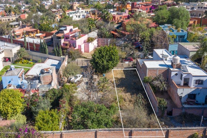 Prime location lot Image