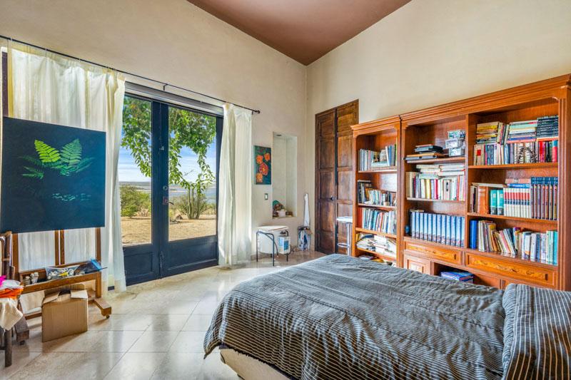 Casa Vista a la Presa Image