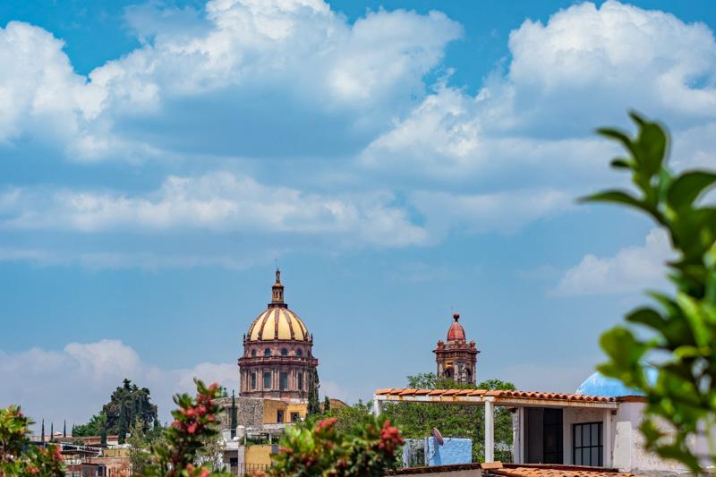 La Petite Colonial Image
