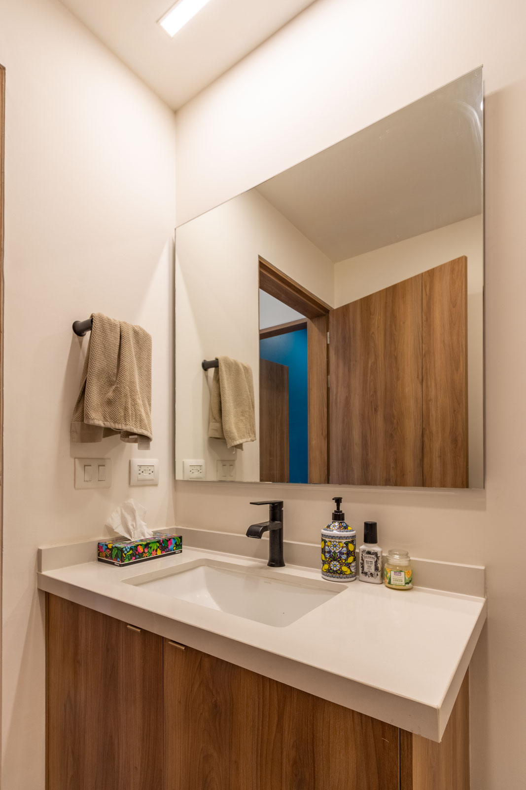 Santo Apartment Image