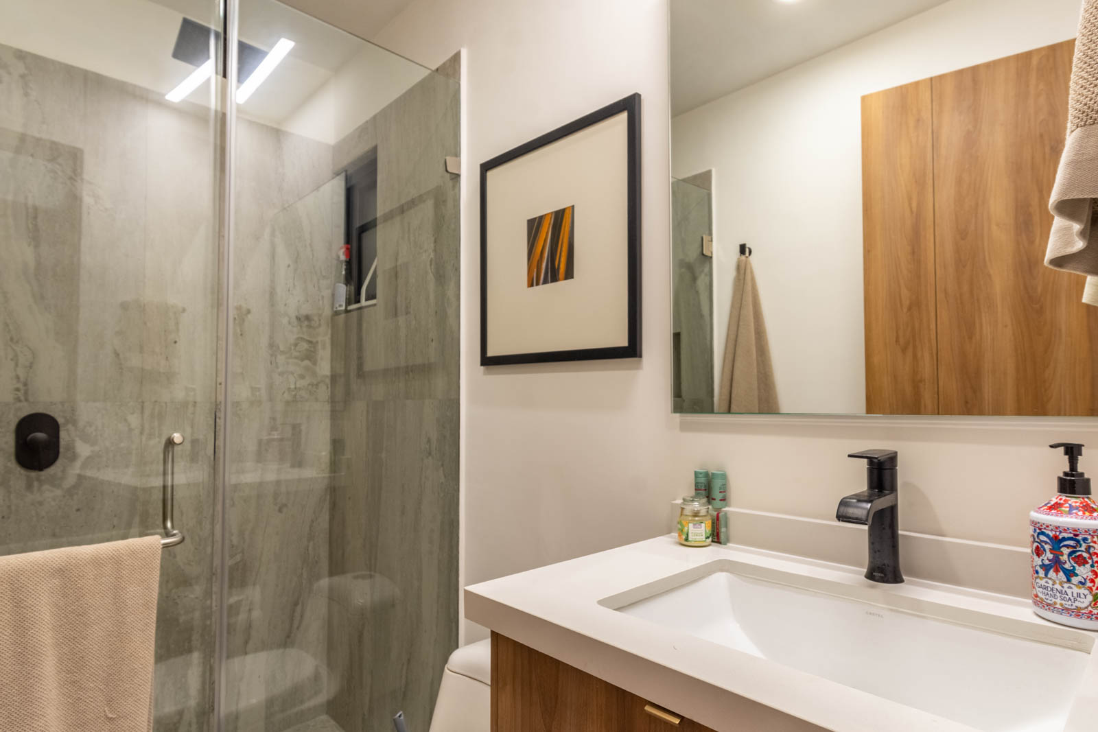 Santo Apartment Image